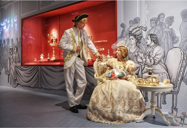 金沙遺址博物館“珍?藏——英國V&A博物館館藏吉爾伯特精品展”首場專題活動在展廳精彩上演。